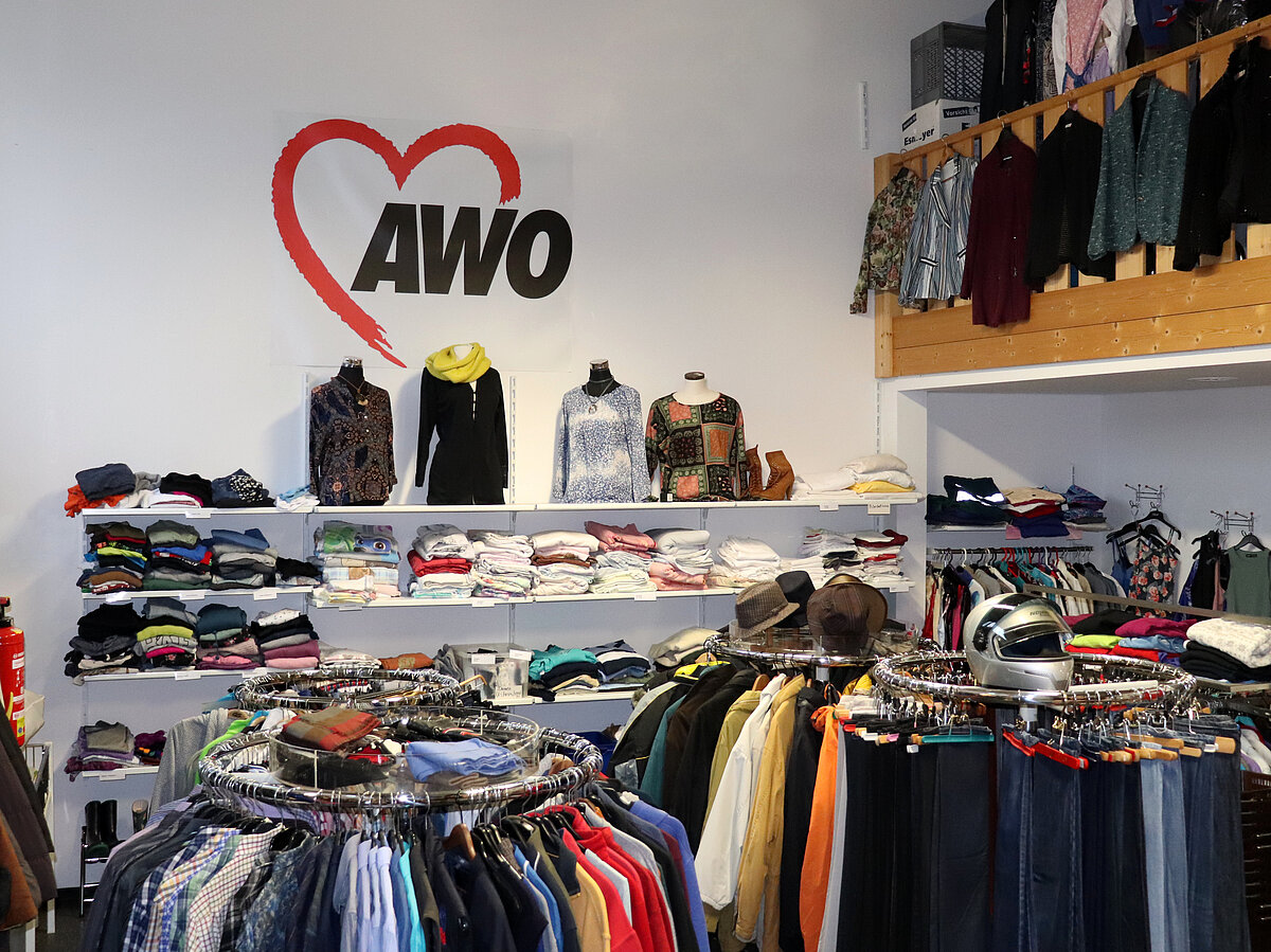 Zum AWO-Kleiderladen bitte anklicken