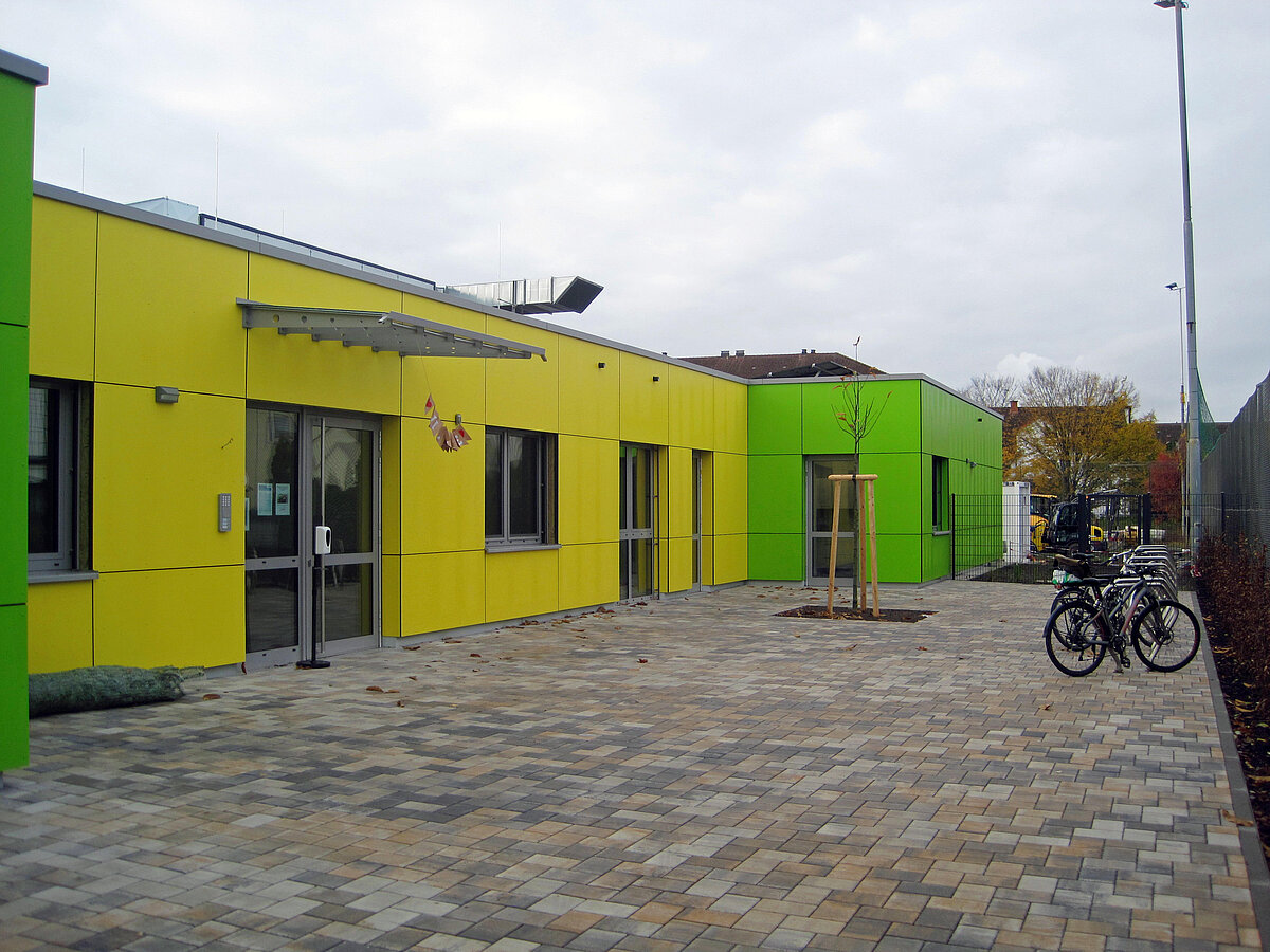 Zur AWO-Kindertagesstätte Lorscher Straße bitte anklicken
