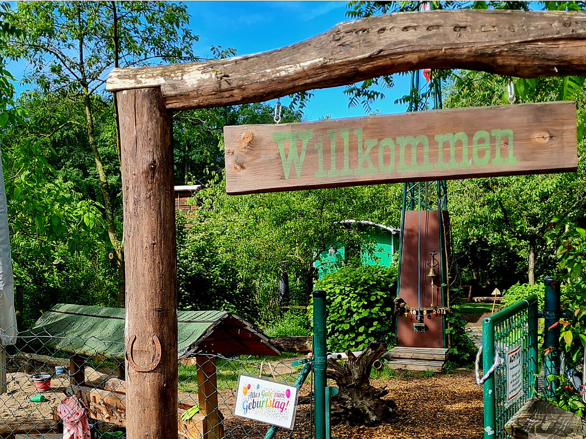 Zur AWO-Waldkindergartengruppe bitte anklicken